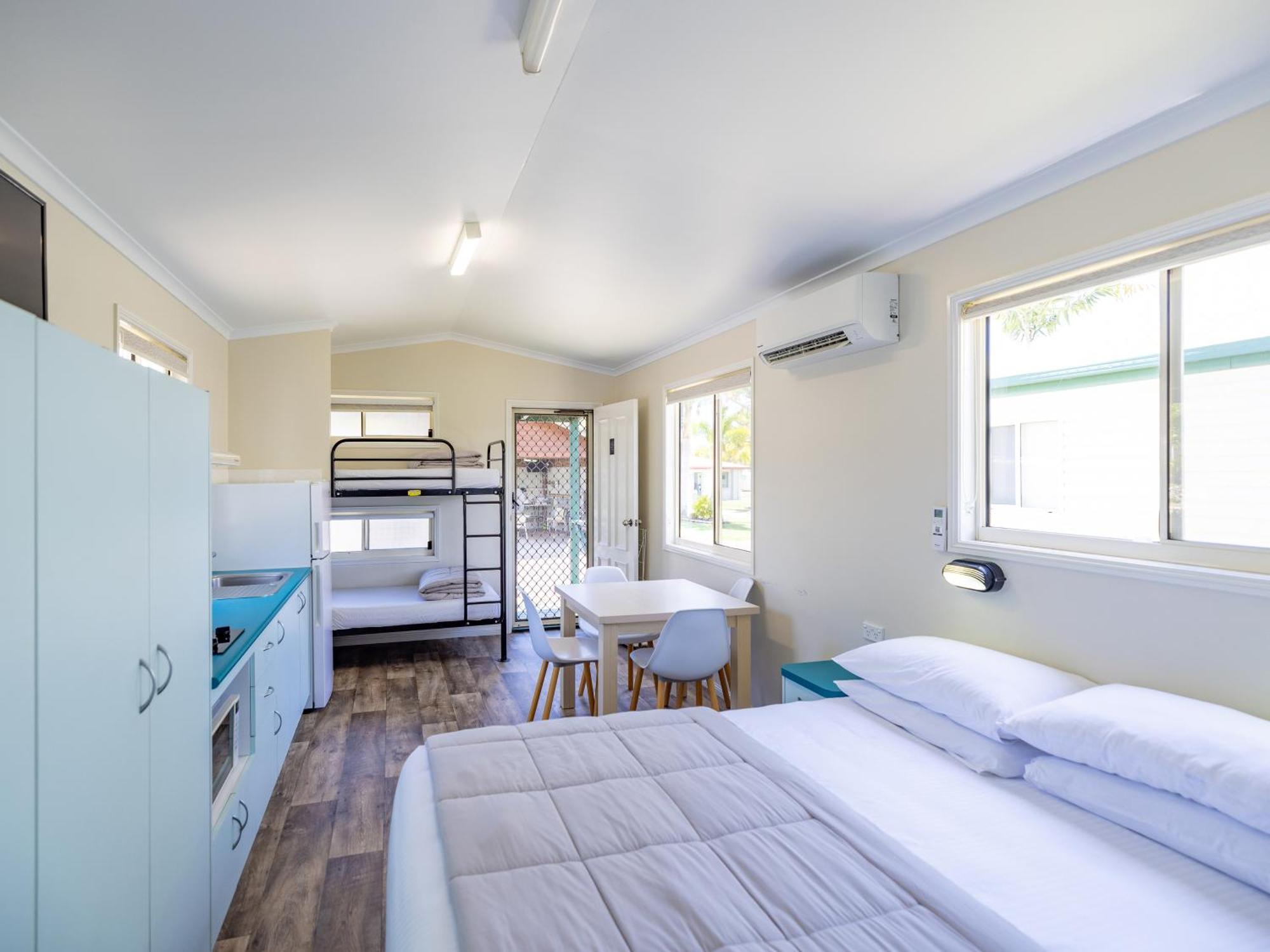 Nrma Capricorn Yeppoon Holiday Park Kinka Oda fotoğraf